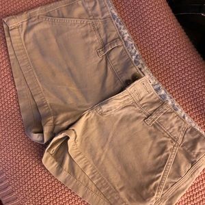 Khaki American Eagle shorts. Size 2